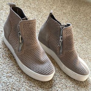 Steve Madden Wedgie sneakers size 6.5M